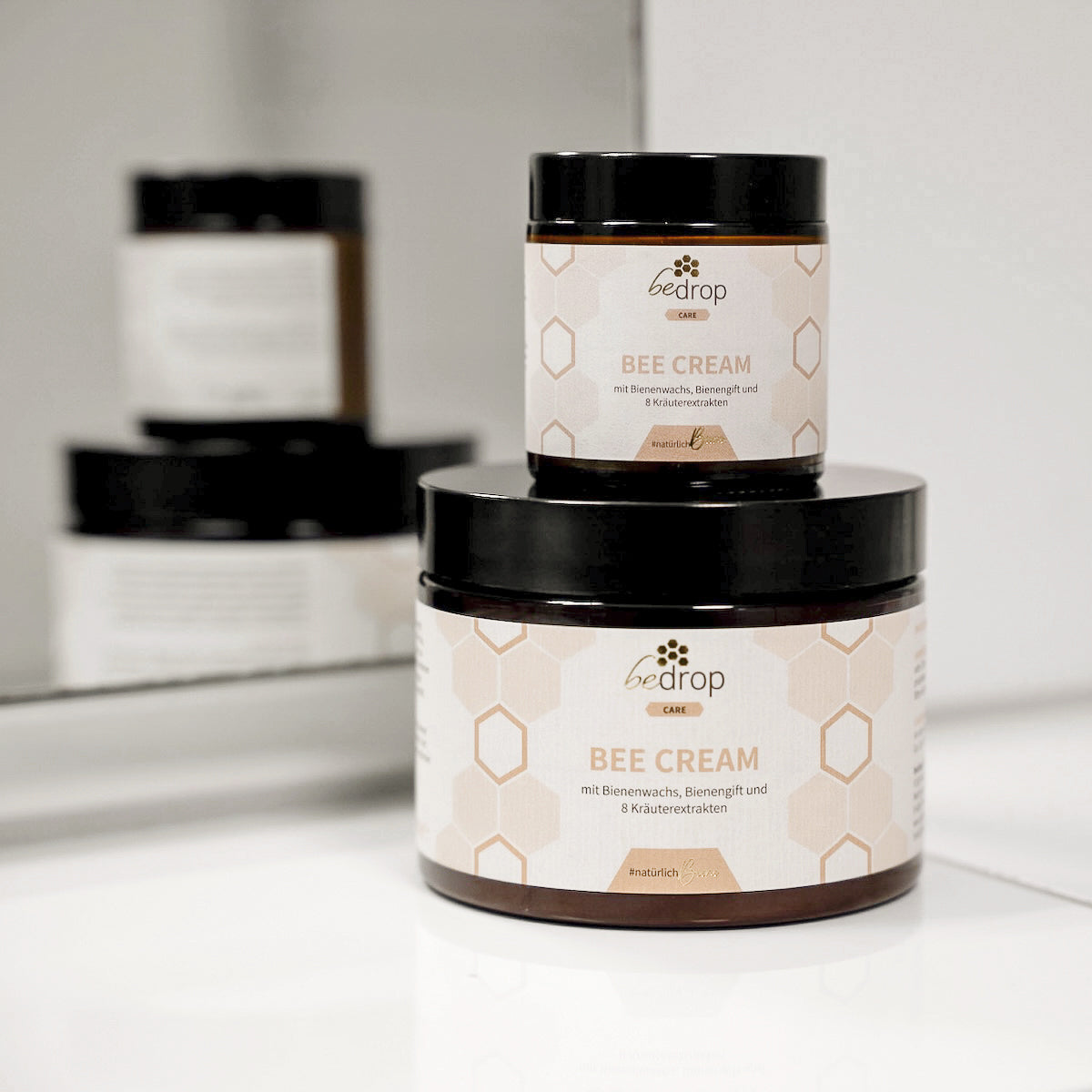 XXL Bee Cream Bienengiftsalbe mit 8 Kräuterextrakten - 400g