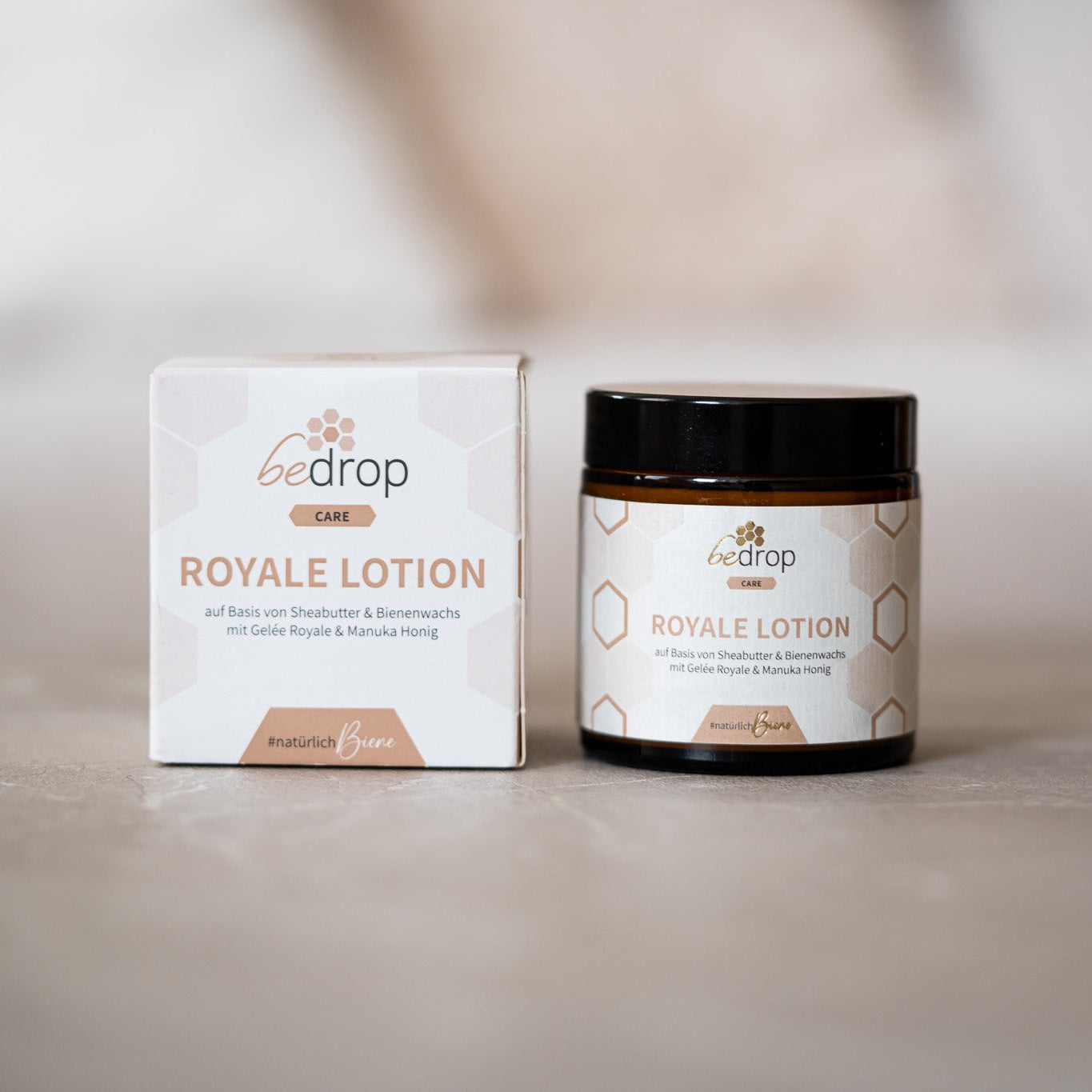 Royale Lotion Bodylotion mit Gelée Royale, Sheabutter und Manuka Honig - 100g