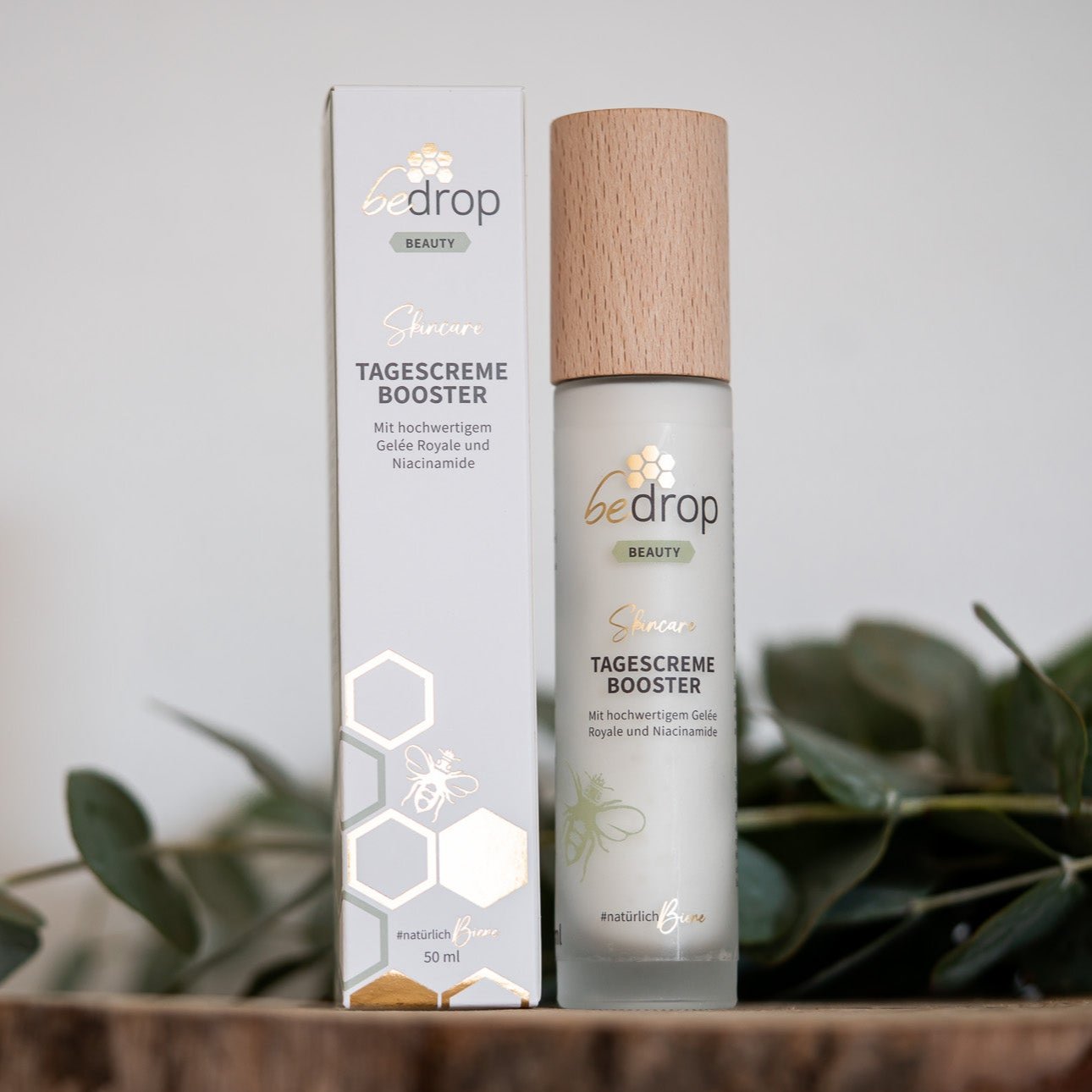 TAGESCREME BOOSTER / Gesichtscreme mit hochwertigem Gelée Royale und Niacinamide - 50ml