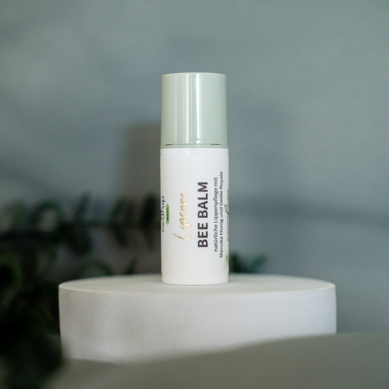 Bee Balm - natürlicher Lippenpflegebalsam mit Manuka Honig, Gelée Royale & Retinol