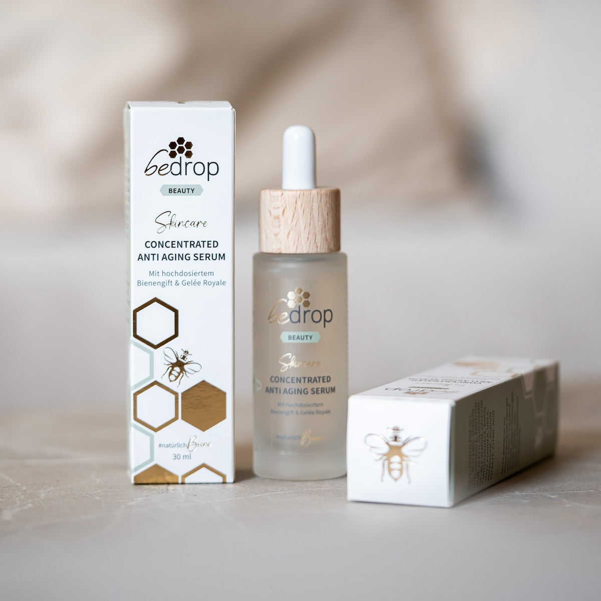 Vorteilsset: 6x CONCENTRATED ANTI AGING SERUM / Gesichtsserum mit hochdosiertem Bienengift & Gelée Royale - 30ml